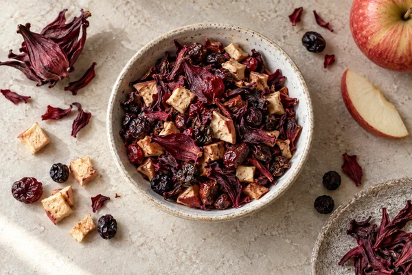 A fruit infusion blend with hibiscus, apple, rosehip and a few dried berry pieces